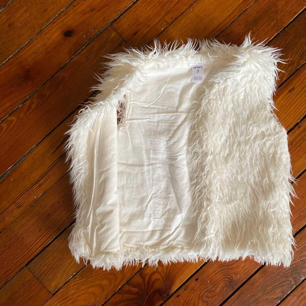 Carters White Faux Fur Vest Size 7 kids